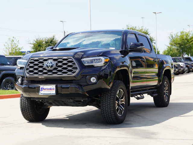 Used 2023 Toyota Tacoma TRD Sport w/ Technology Package AWD/4WD image 2