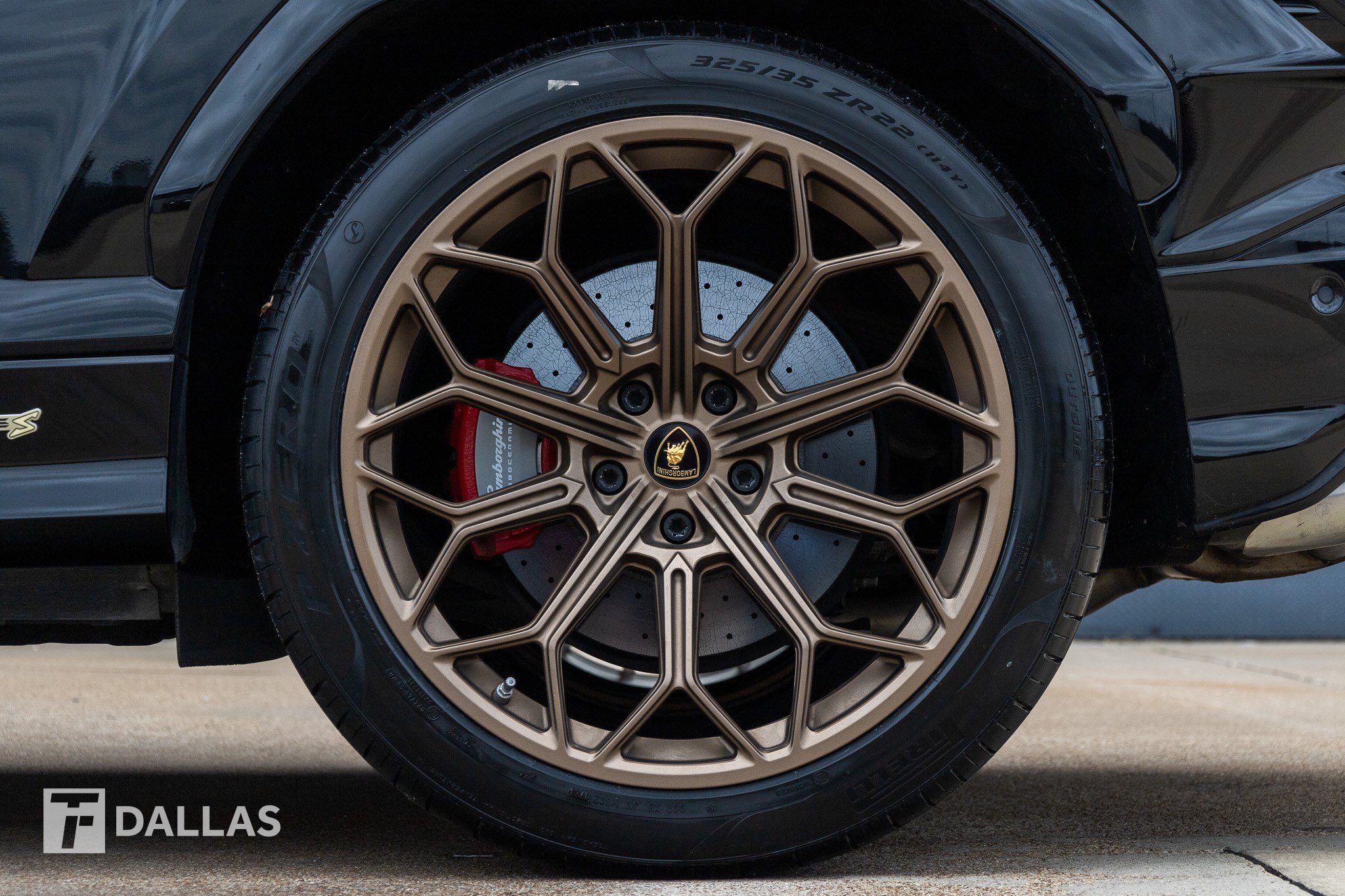 Used 2024 Lamborghini Urus S AWD/4WD image 9