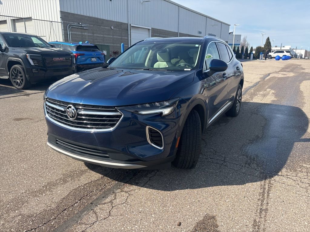 Used 2023 Buick Envision Essence image 3