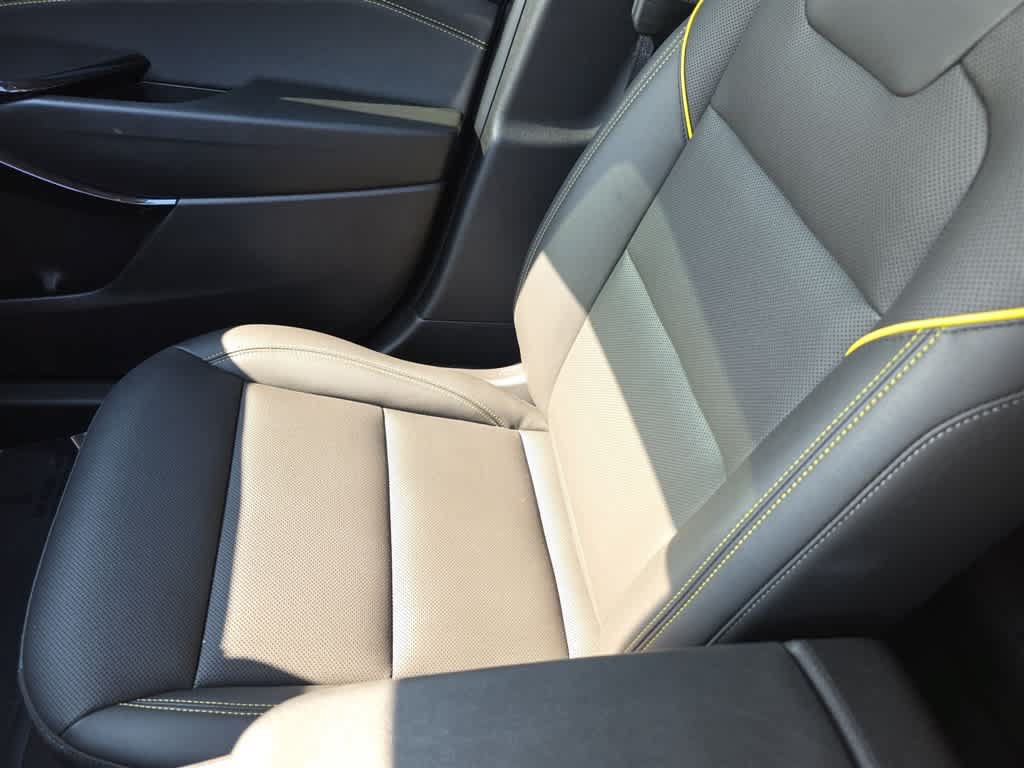 Used 2024 Chevrolet Trax ACTIV w/ Sunroof Package FWD image 26