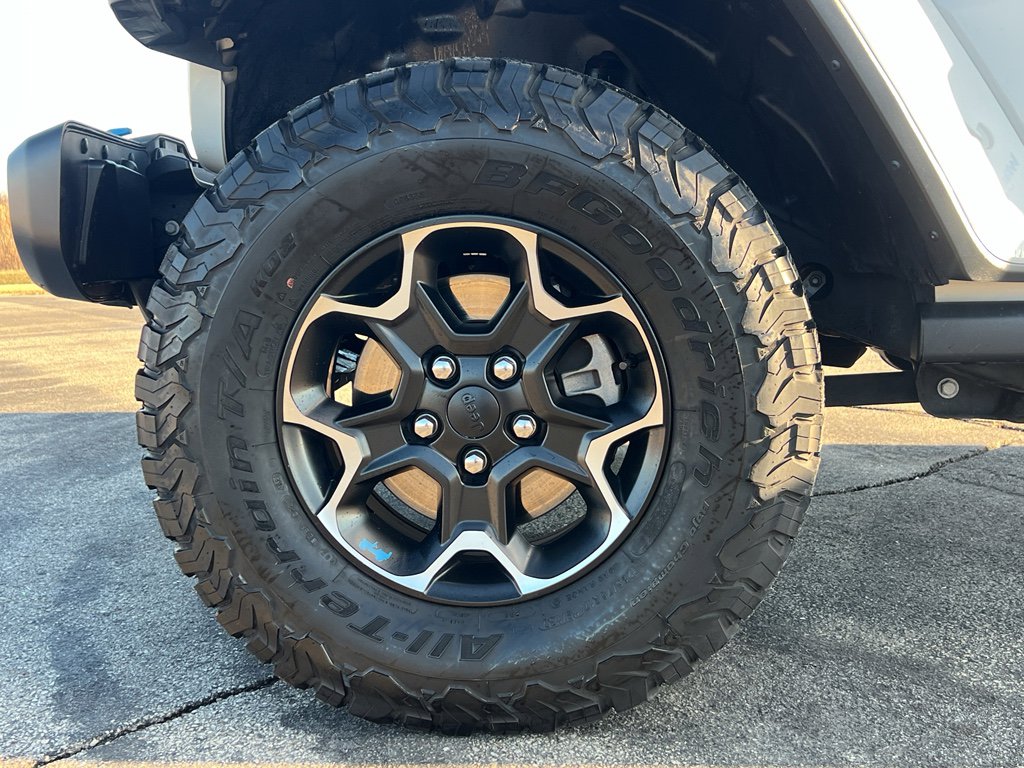 Used 2021 Jeep Wrangler Unlimited Rubicon w/ Cold Weather Group image 9