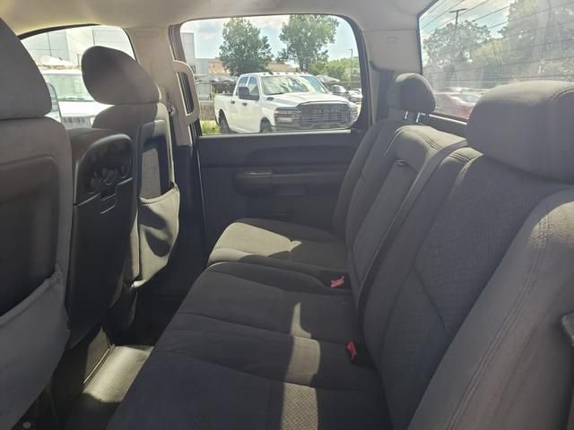 Used 2008 Chevrolet Silverado 3500 LT AWD/4WD image 13