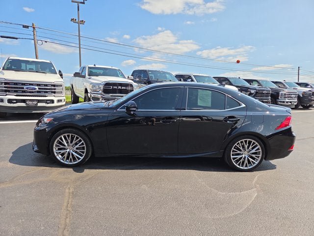 Used 2016 Lexus IS 300 AWD image 3