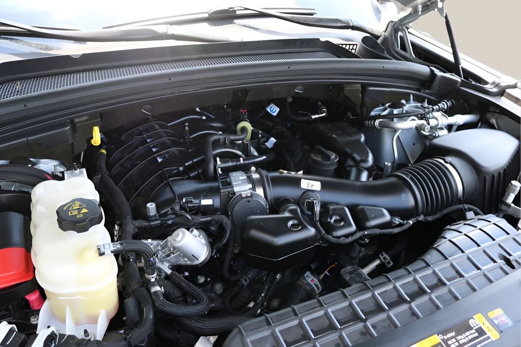 Used 2022 Jeep Grand Cherokee L Laredo AWD/4WD image 10