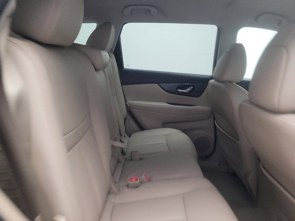 Used 2015 Nissan Rogue SL FWD image 19