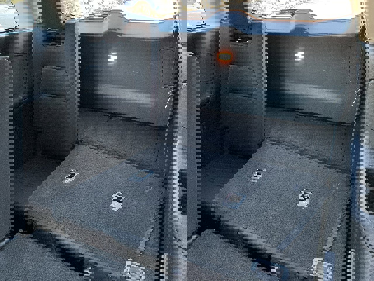 Used 2024 Nissan Pathfinder SV image 19