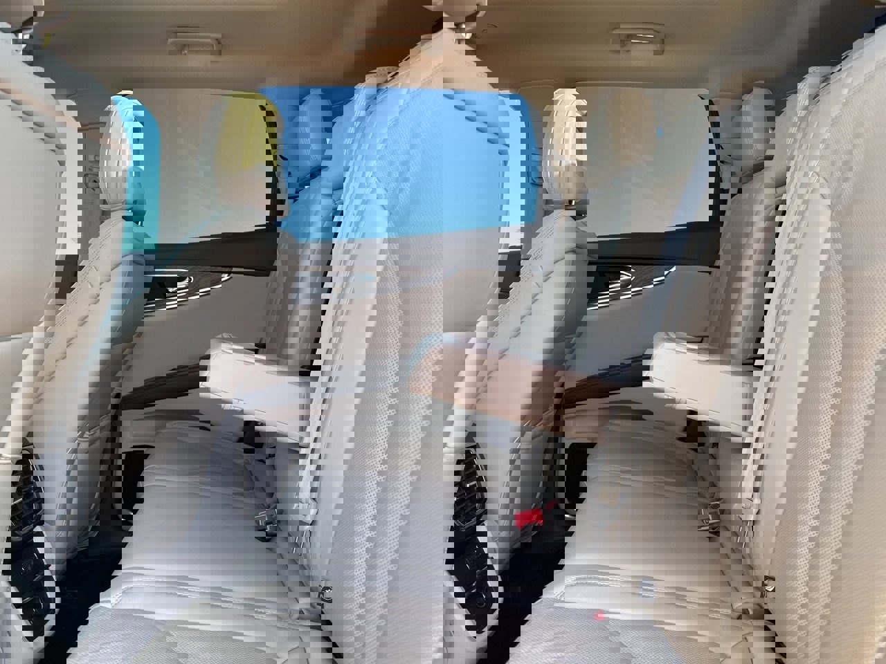 Used 2020 Lincoln Nautilus Reserve image 23