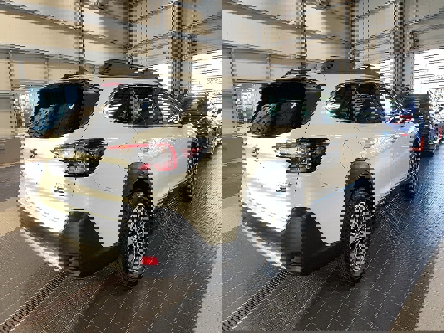 Used 2024 Subaru Outback Limited image 18