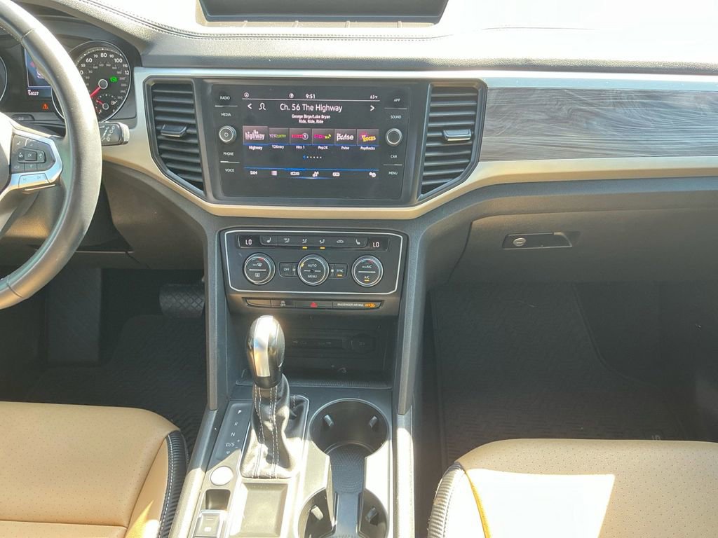 Used 2021 Volkswagen Atlas Cross Sport SE image 20