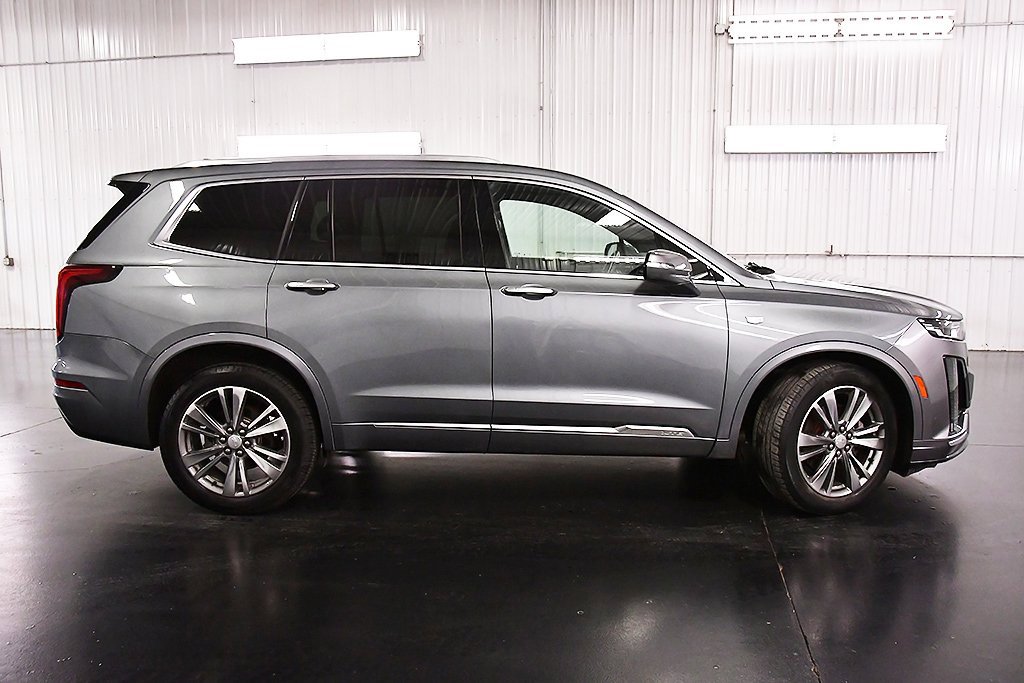 Used 2021 Cadillac XT6 Premium Luxury image 8