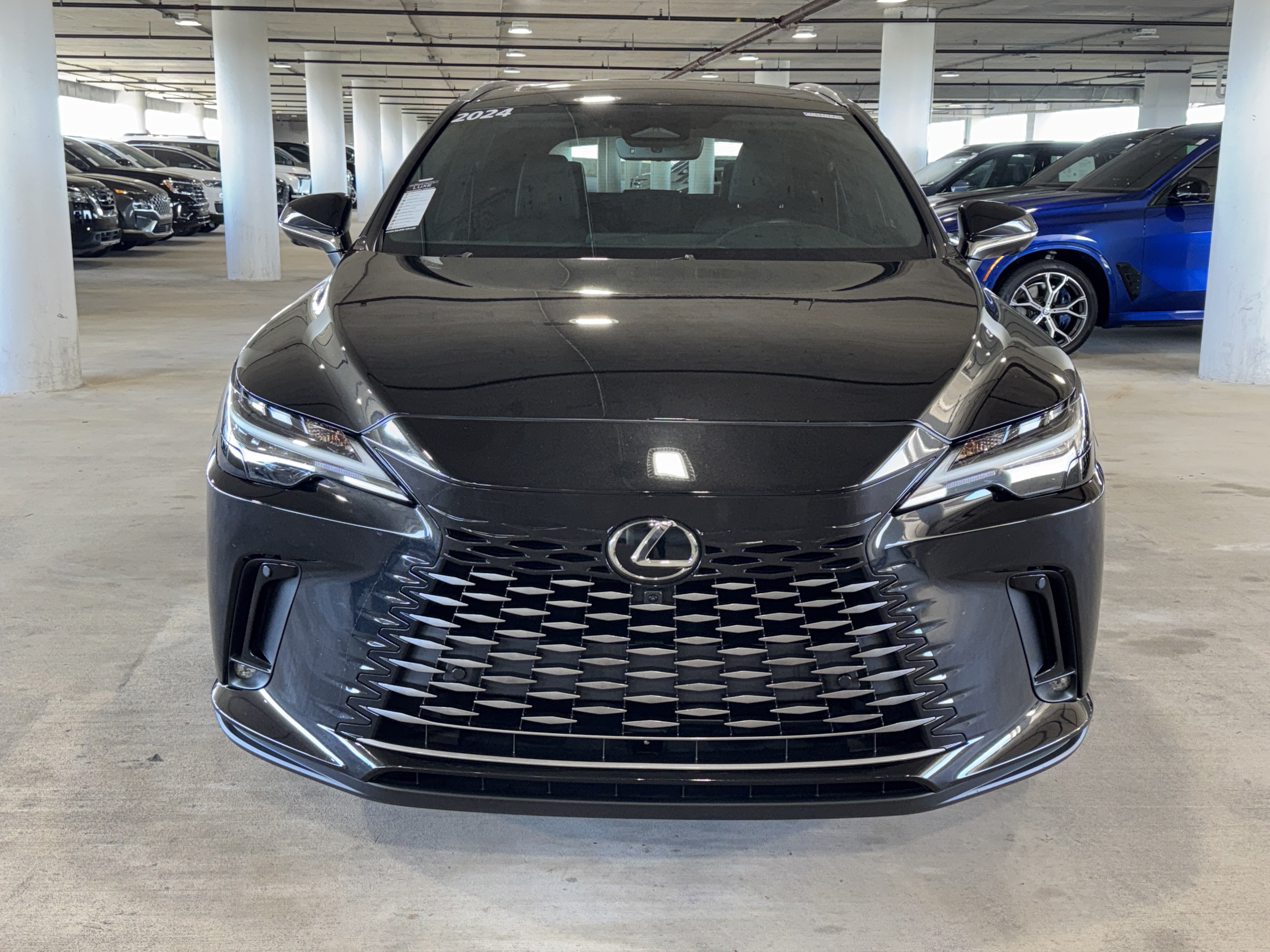 Used 2024 Lexus RX 350 Premium w/ Convenience Package FWD image 3