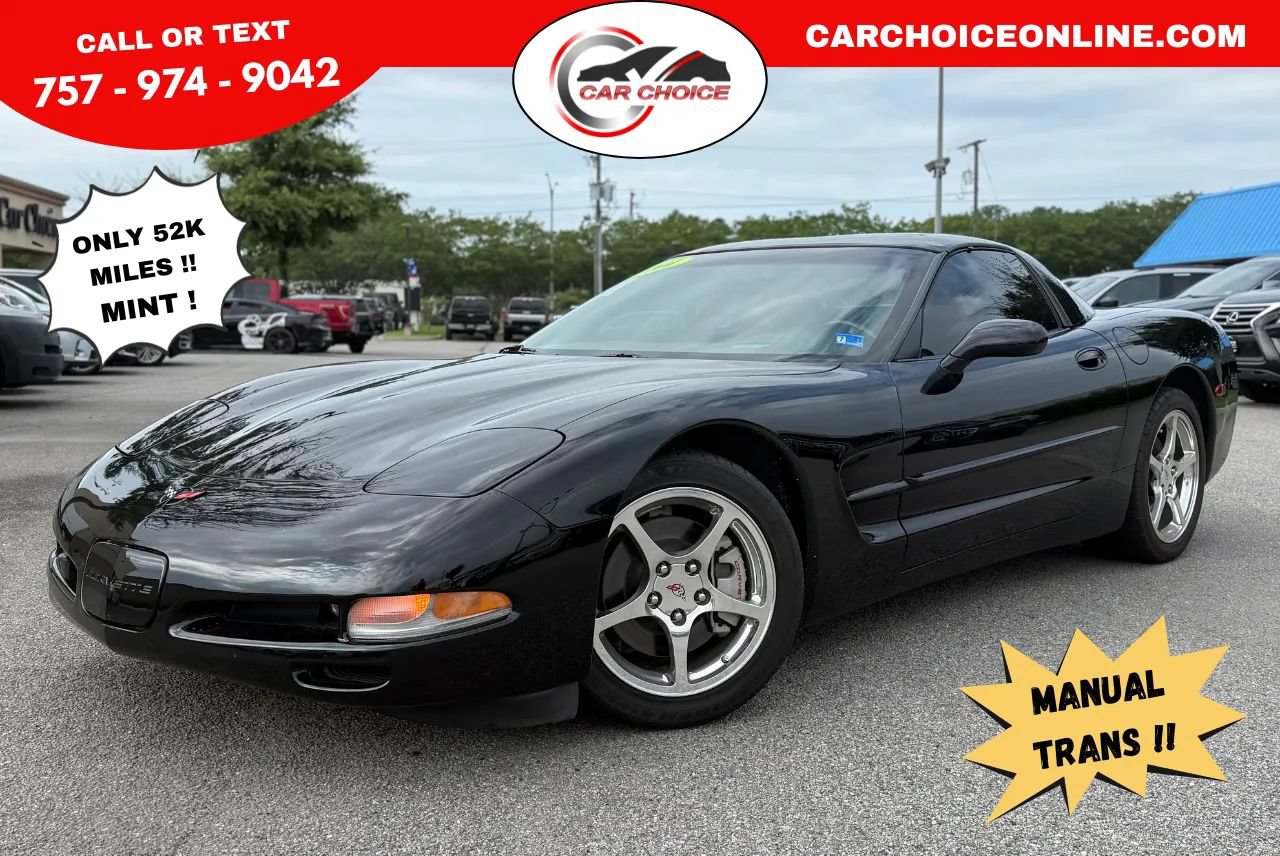 Used 2001 Chevrolet Corvette Coupe w/ Preferred Equipment Group2 RWD image 1