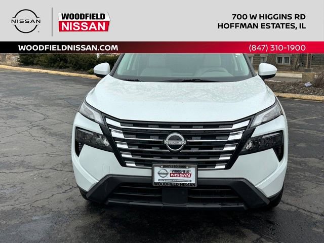 Certified 2025 Nissan Rogue SV image 2