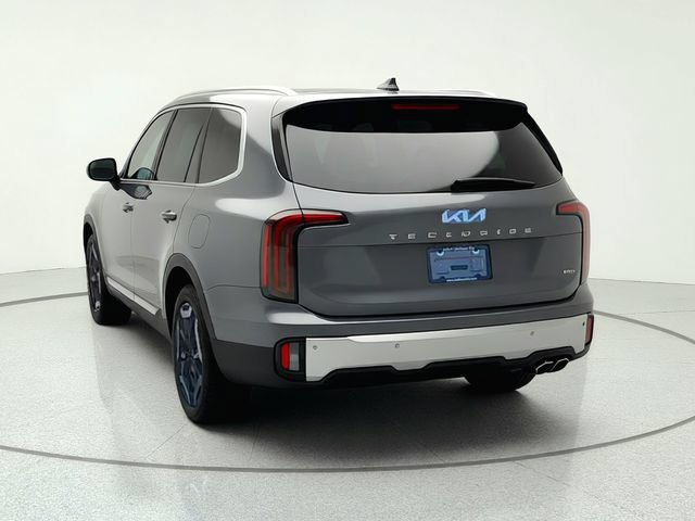 Certified 2024 Kia Telluride EX w/ EX Captain's Chair Package AWD/4WD image 4
