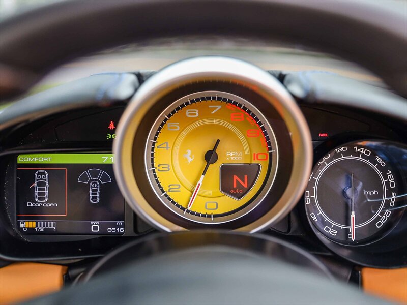 Used 2016 Ferrari California T RWD image 35