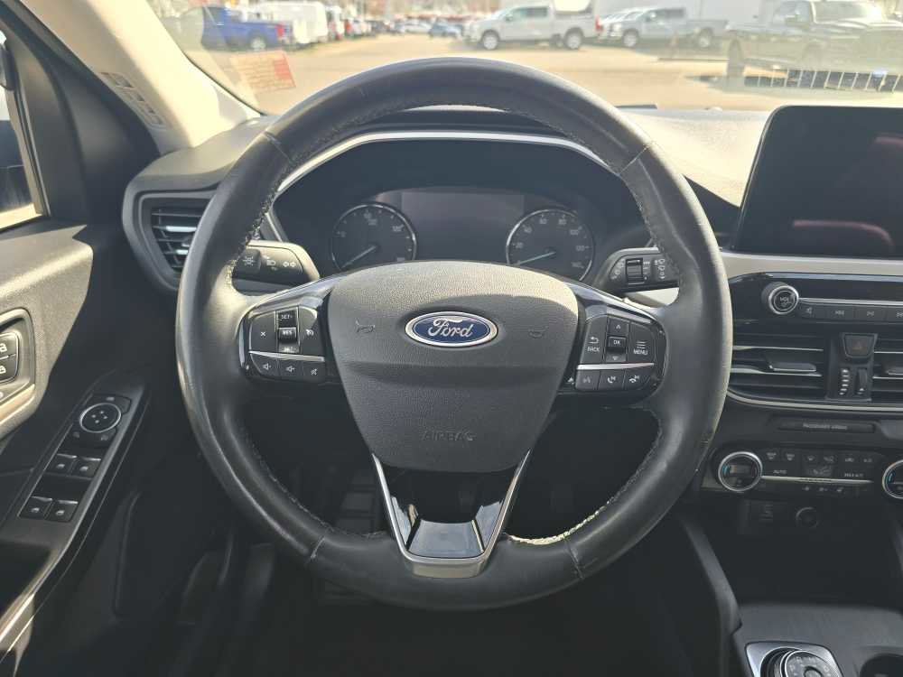 Used 2021 Ford Escape SEL AWD/4WD image 11