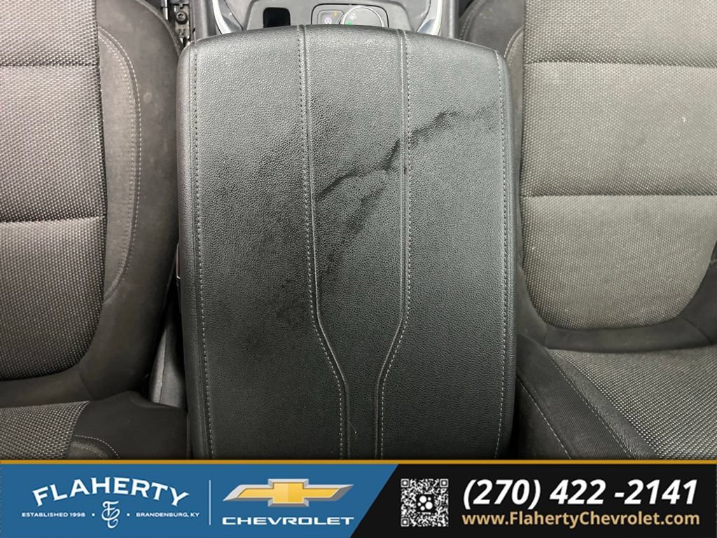 Used 2022 Chevrolet Traverse LT FWD image 32