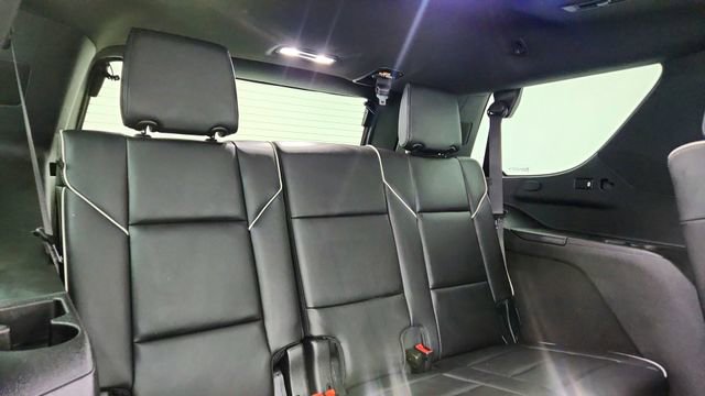 Used 2023 Cadillac Escalade Premium Luxury w/ Performance Package image 29
