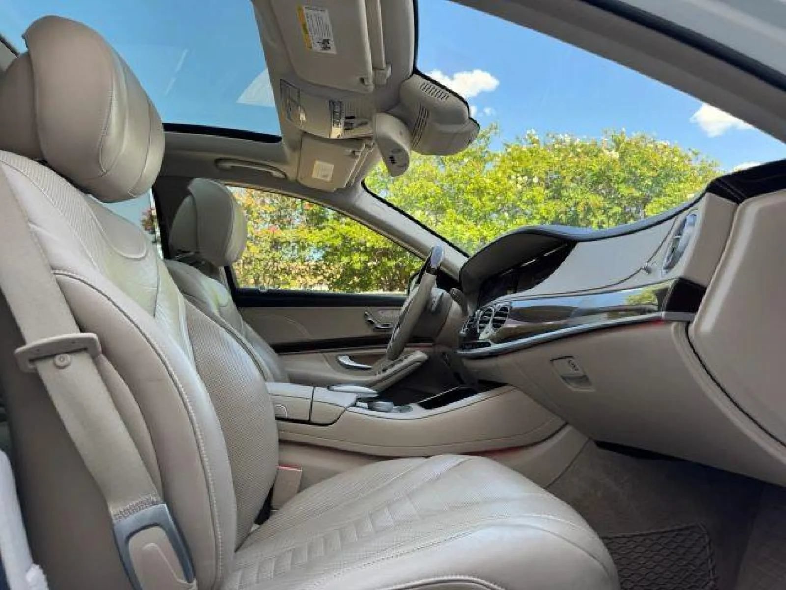 Used 2015 Mercedes-Benz S 550 Sedan image 29