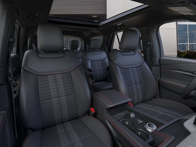 New 2026 Ford Explorer ST-Line w/ ST-Line Street Pack AWD/4WD image 10