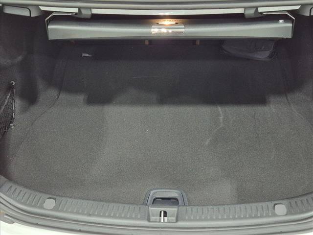 Used 2019 Mercedes-Benz E 300 image 6