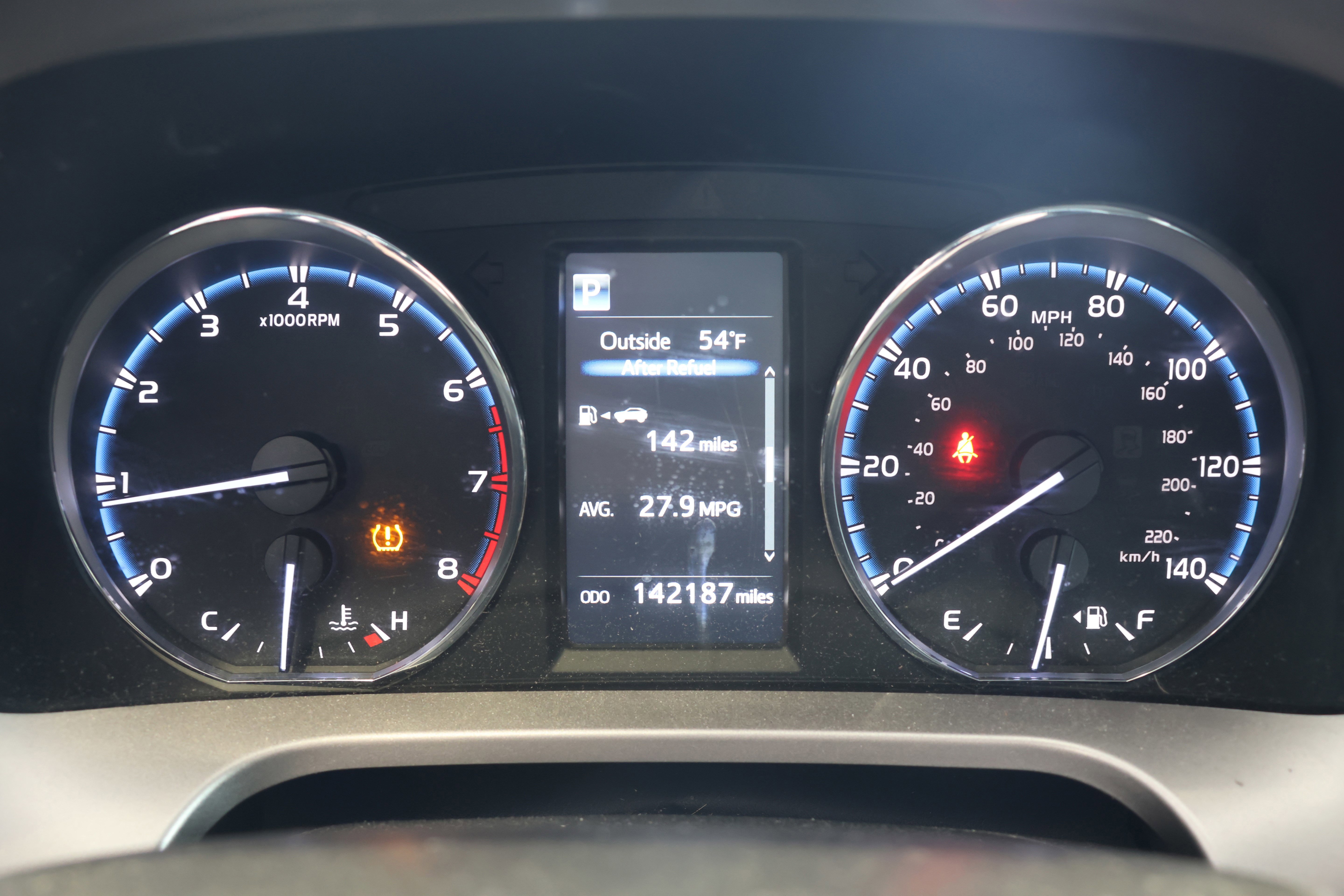 Used 2016 Toyota RAV4 XLE image 18