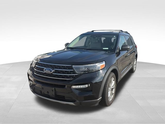 Used 2020 Ford Explorer XLT w/ Equipment Group 202A AWD/4WD image 6