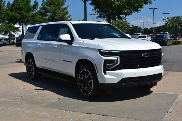 New 2026 Chevrolet Suburban RST w/ Comfort Package AWD/4WD image 3