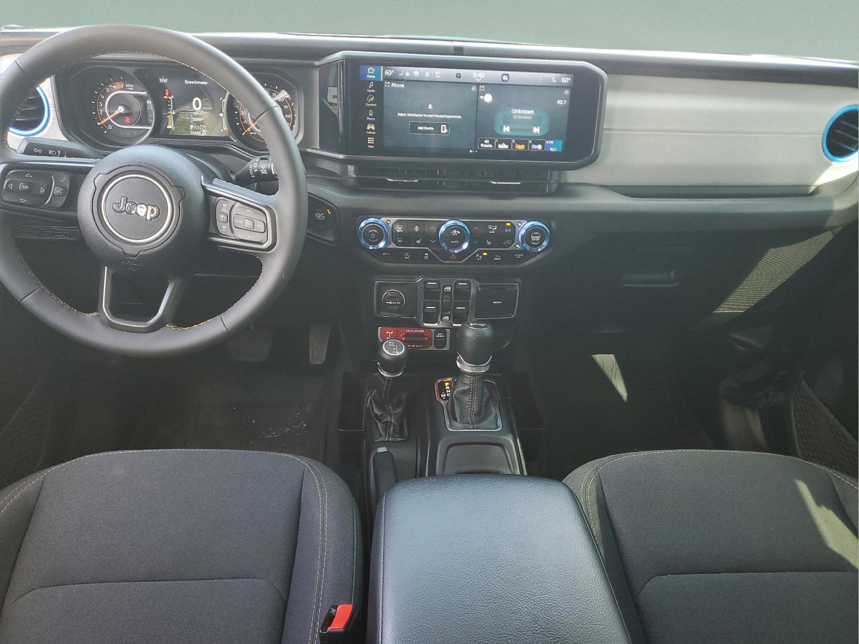 Used 2024 Jeep Wrangler Willys image 9