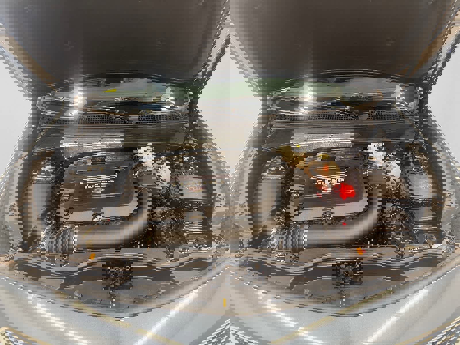 Used 2020 Cadillac XT4 Premium Luxury w/ Cold Weather Package image 5