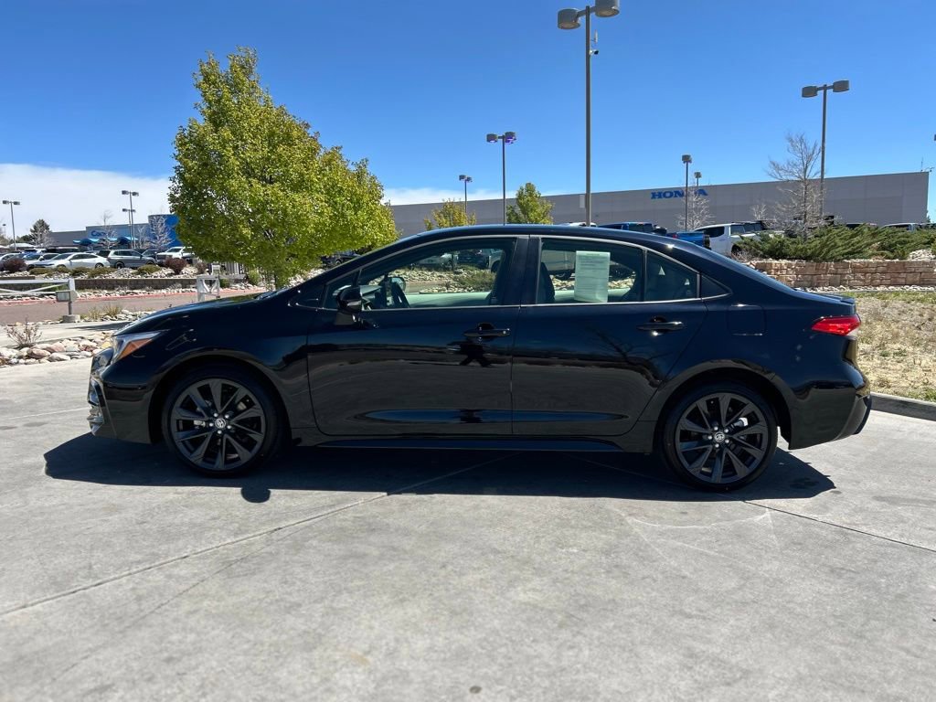 Used 2026 Toyota Corolla SE FWD image 4