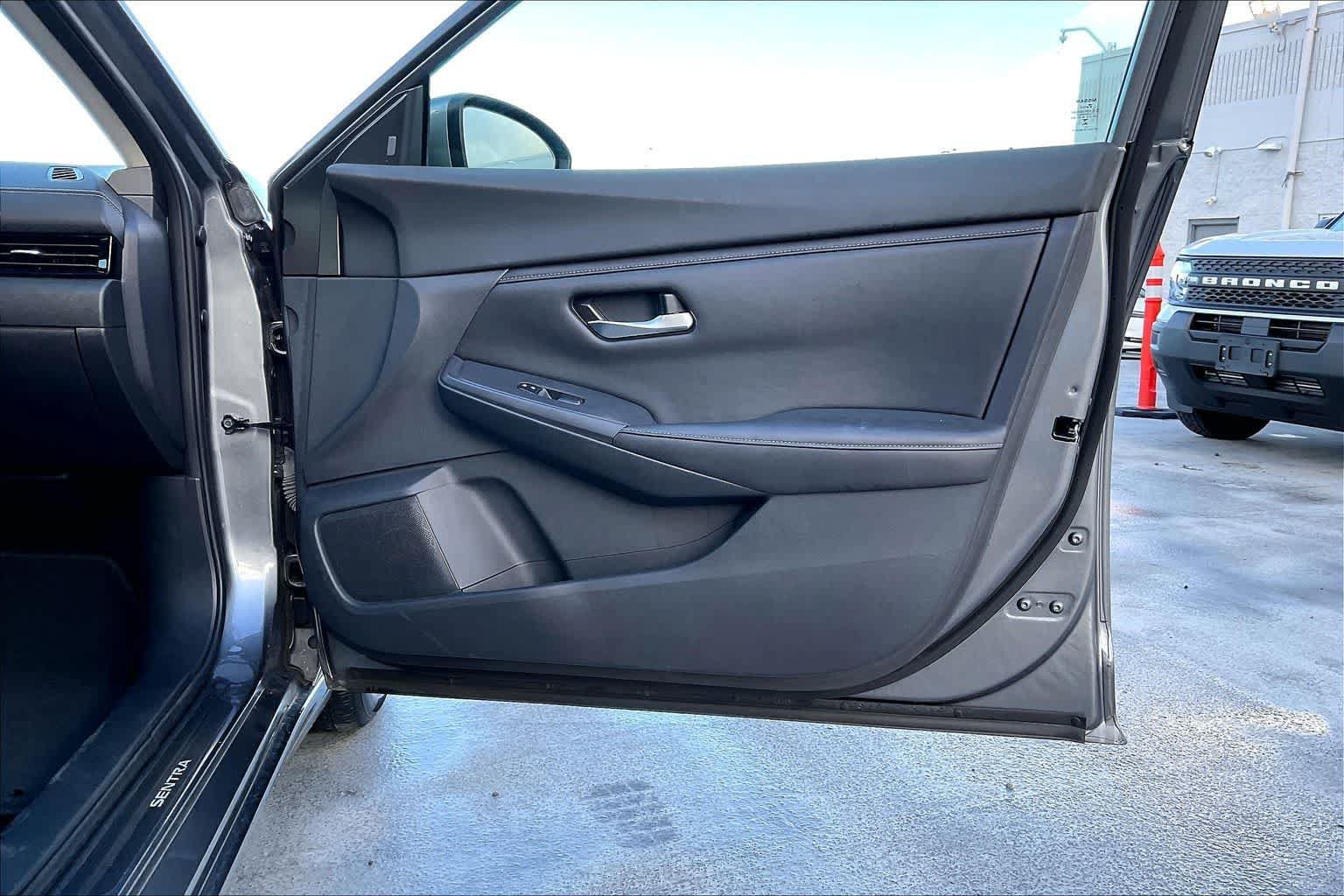 Used 2023 Nissan Sentra SV w/ All-Weather Package FWD image 28