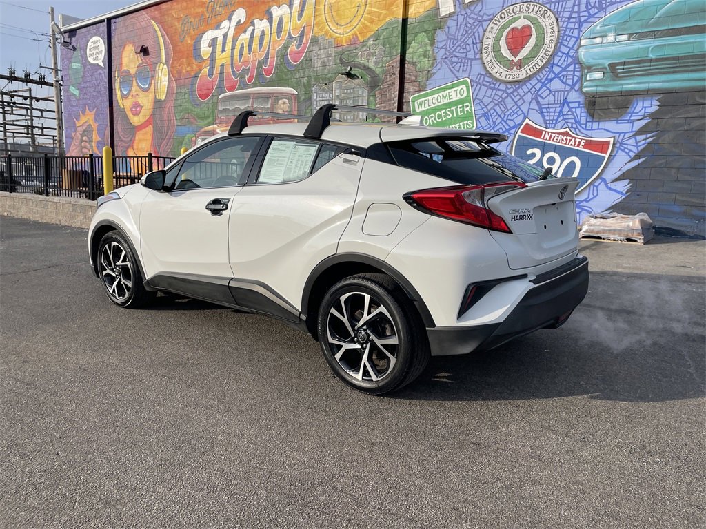Used 2019 Toyota C-HR Limited image 3