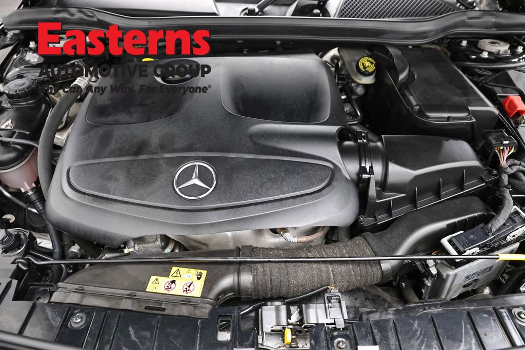 Used 2019 Mercedes-Benz GLA 250 4MATIC w/ Premium Package image 7