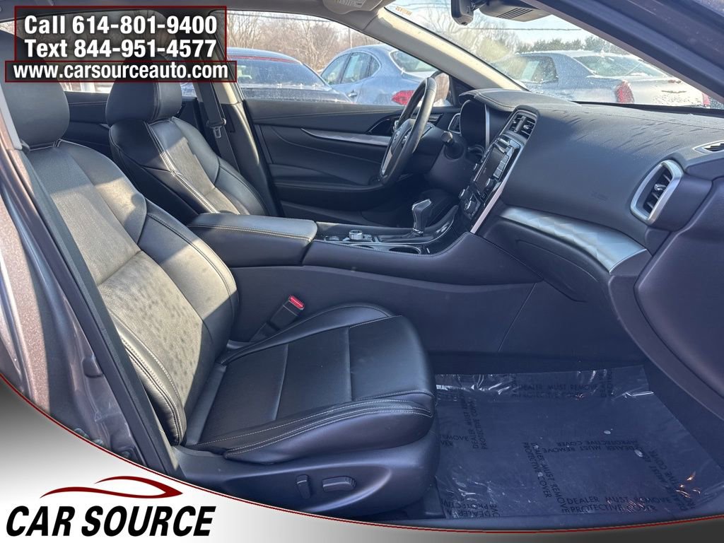 Used 2023 Nissan Maxima SL FWD image 43