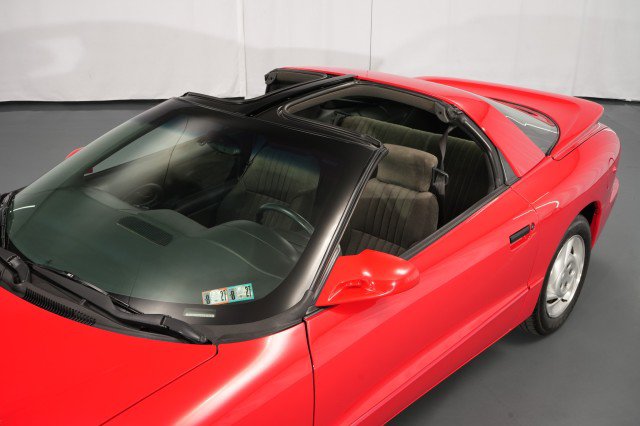 Used 1994 Pontiac Firebird Formula RWD image 21