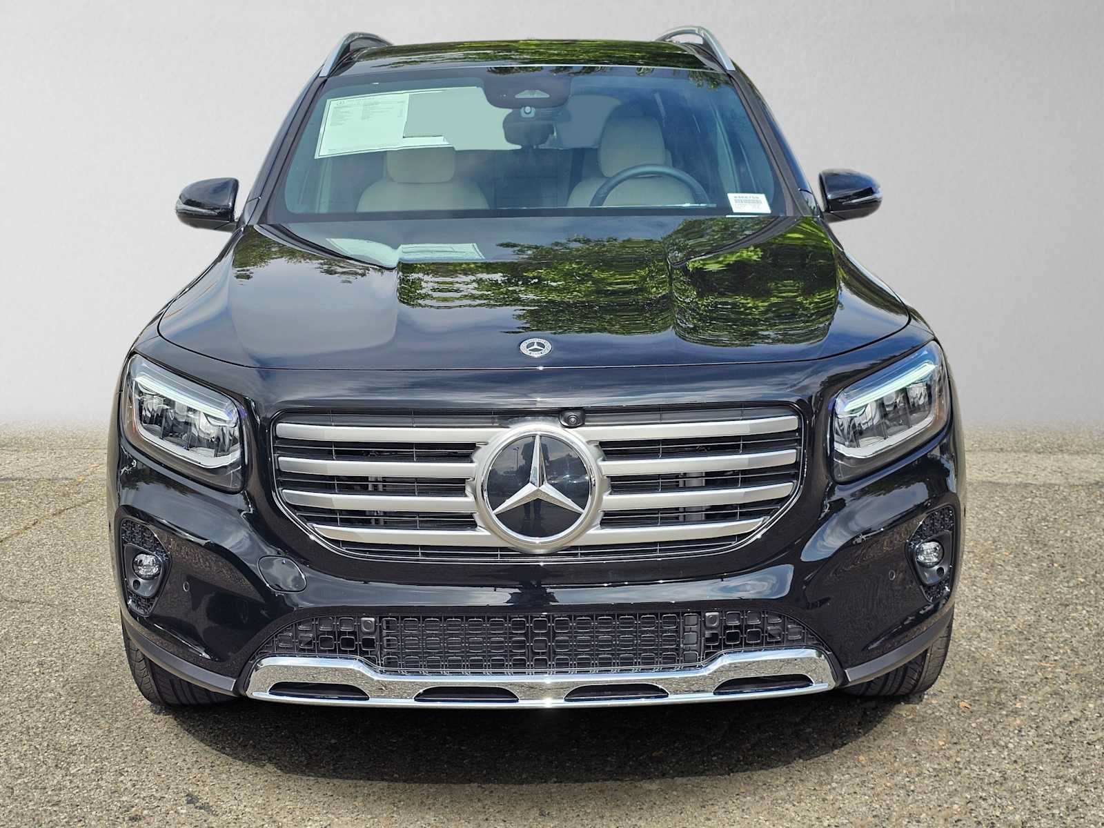 New 2026 Mercedes-Benz GLB 250 image 8