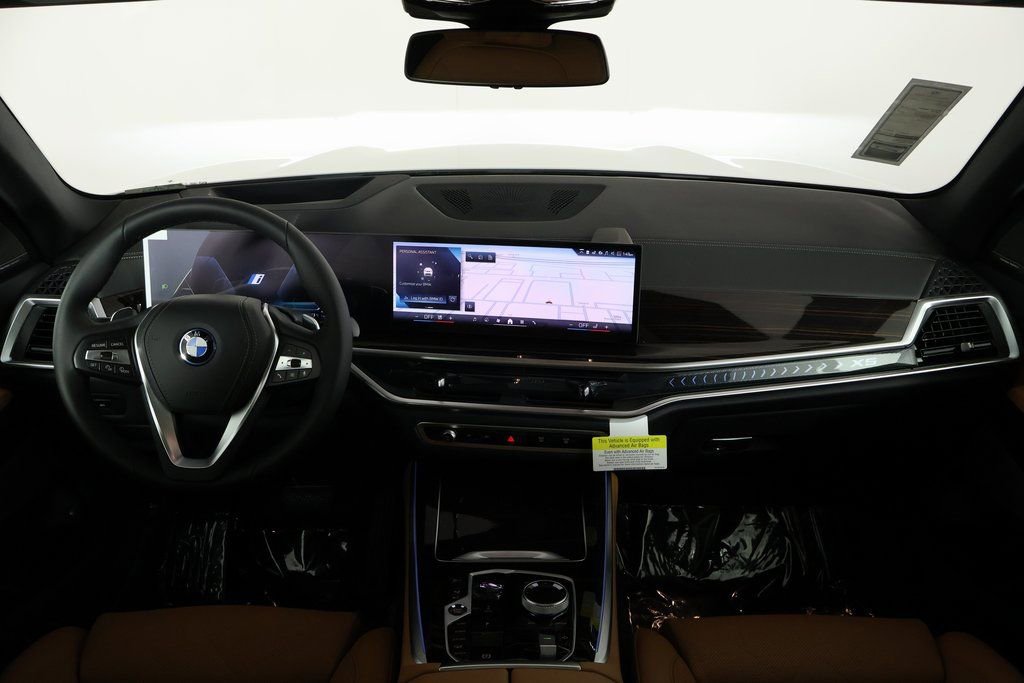 New 2026 BMW X5 xDrive50e w/ Executive Package image 4