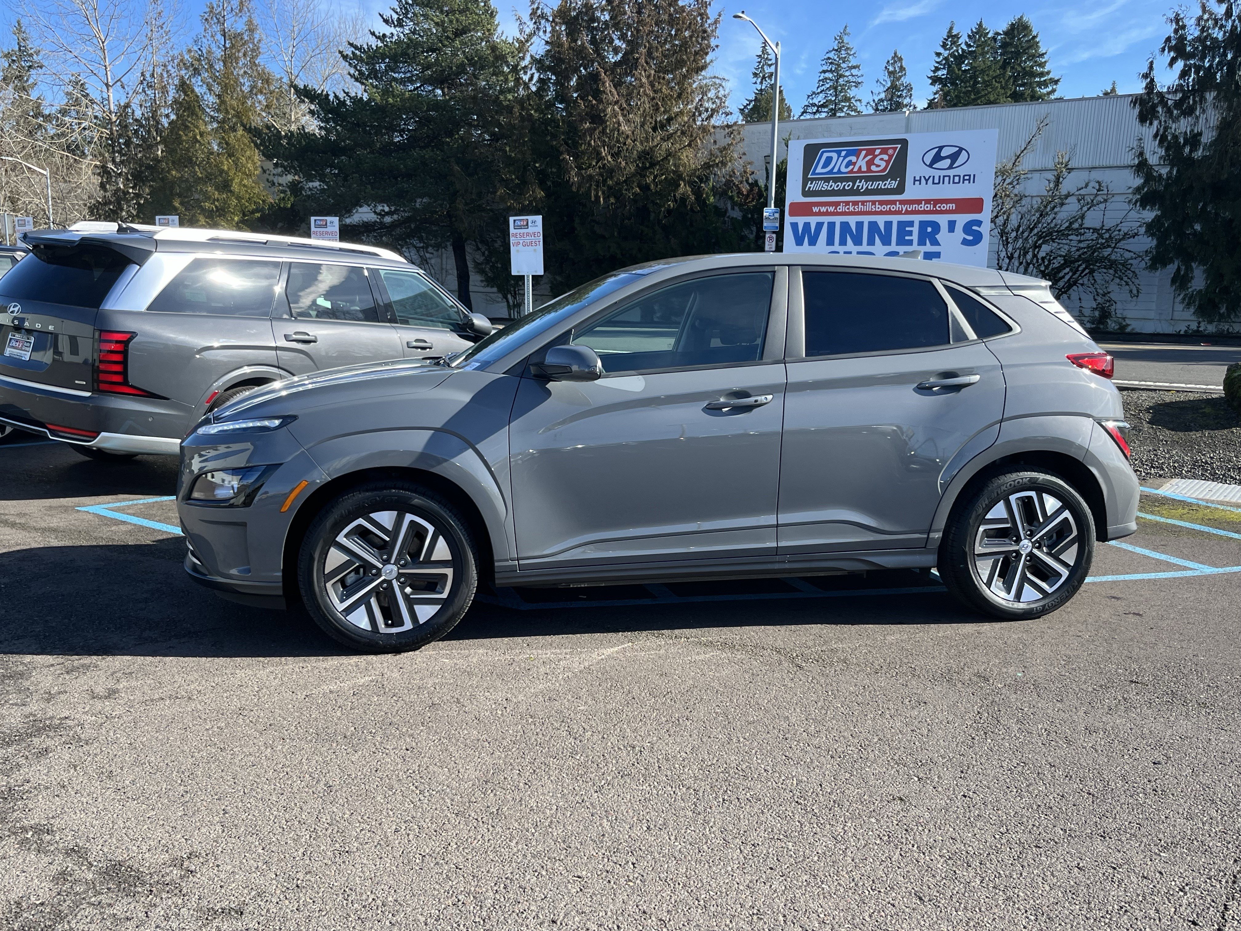 Certified 2023 Hyundai Kona SE w/ Cargo Package image 2