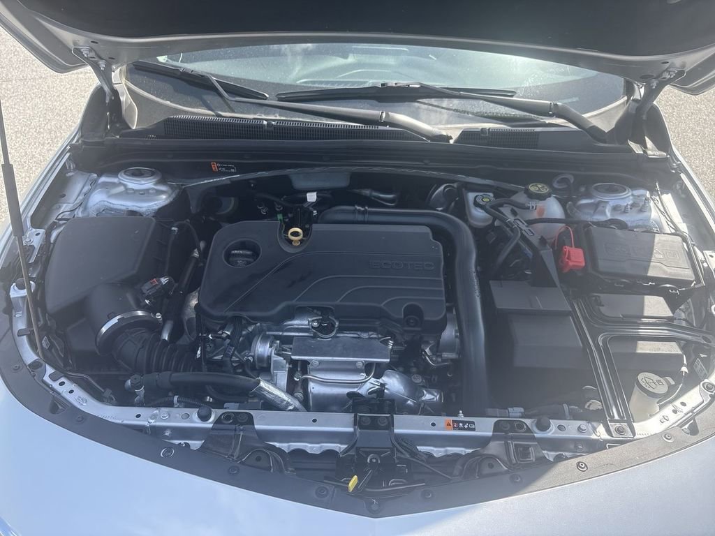 Certified 2021 Chevrolet Malibu LS image 28