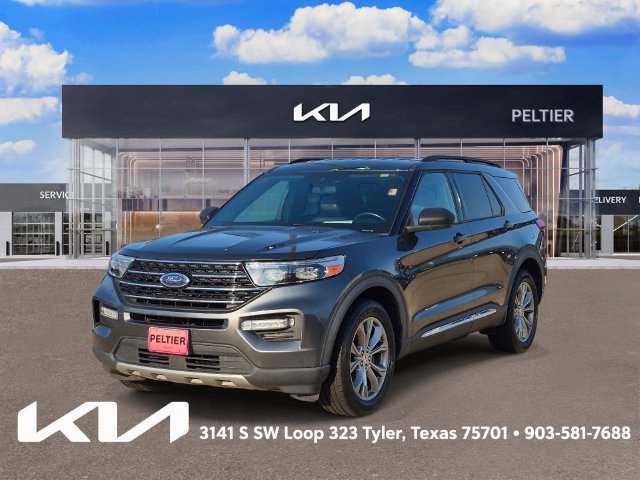 Used 2020 Ford Explorer XLT w/ Equipment Group 202A AWD/4WD image 3