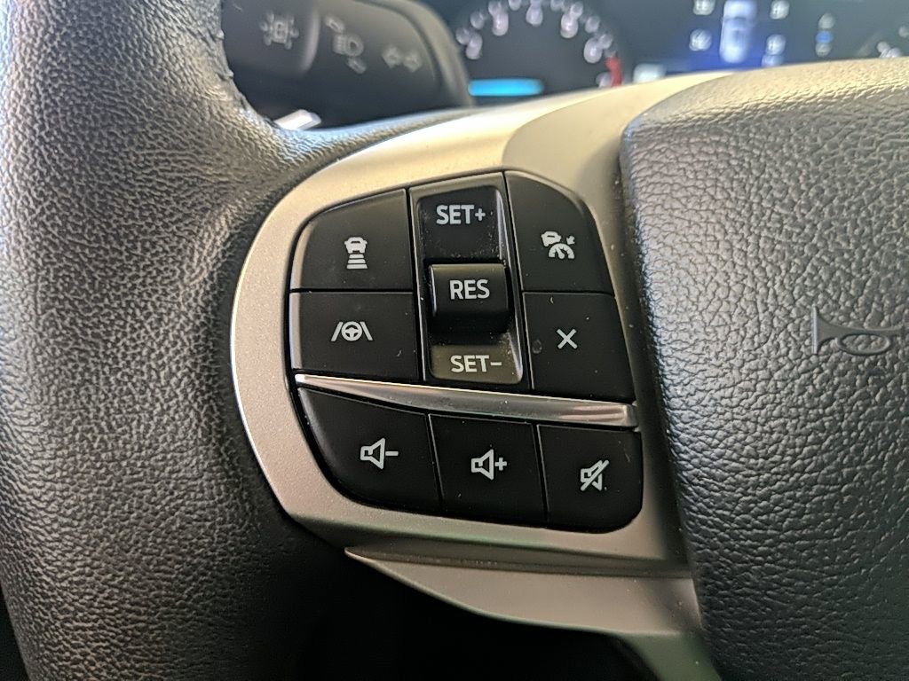 Used 2023 Ford Explorer XLT w/ Equipment Group 202A image 19