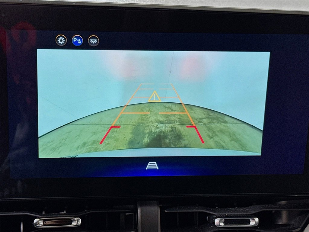 Certified 2025 Chevrolet Equinox LT image 12