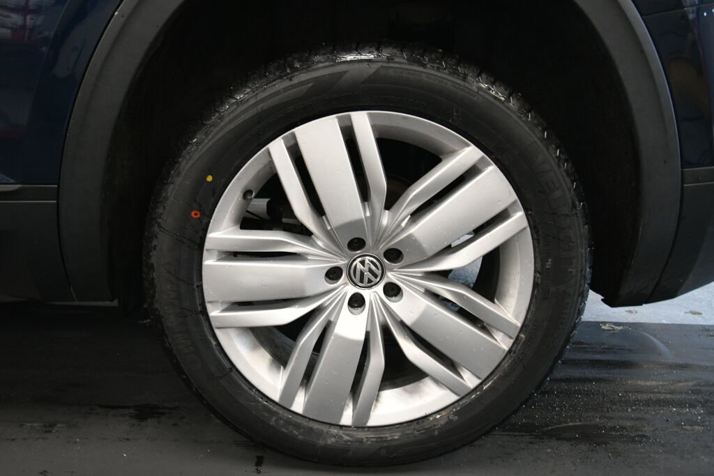 Used 2019 Volkswagen Atlas SE w/ Panoramic Sunroof Package image 35