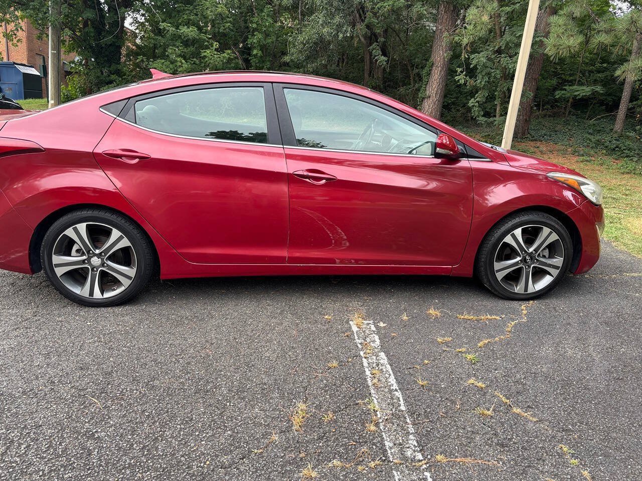 Used 2014 Hyundai Elantra Sport FWD image 4