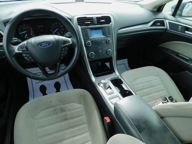 Used 2020 Ford Fusion S image 31