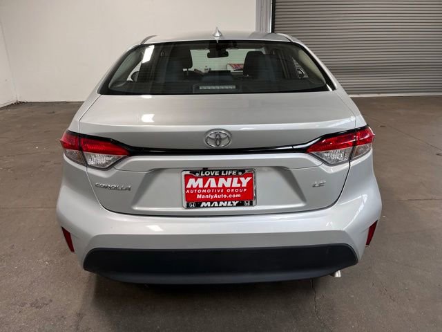 Used 2024 Toyota Corolla LE FWD image 4