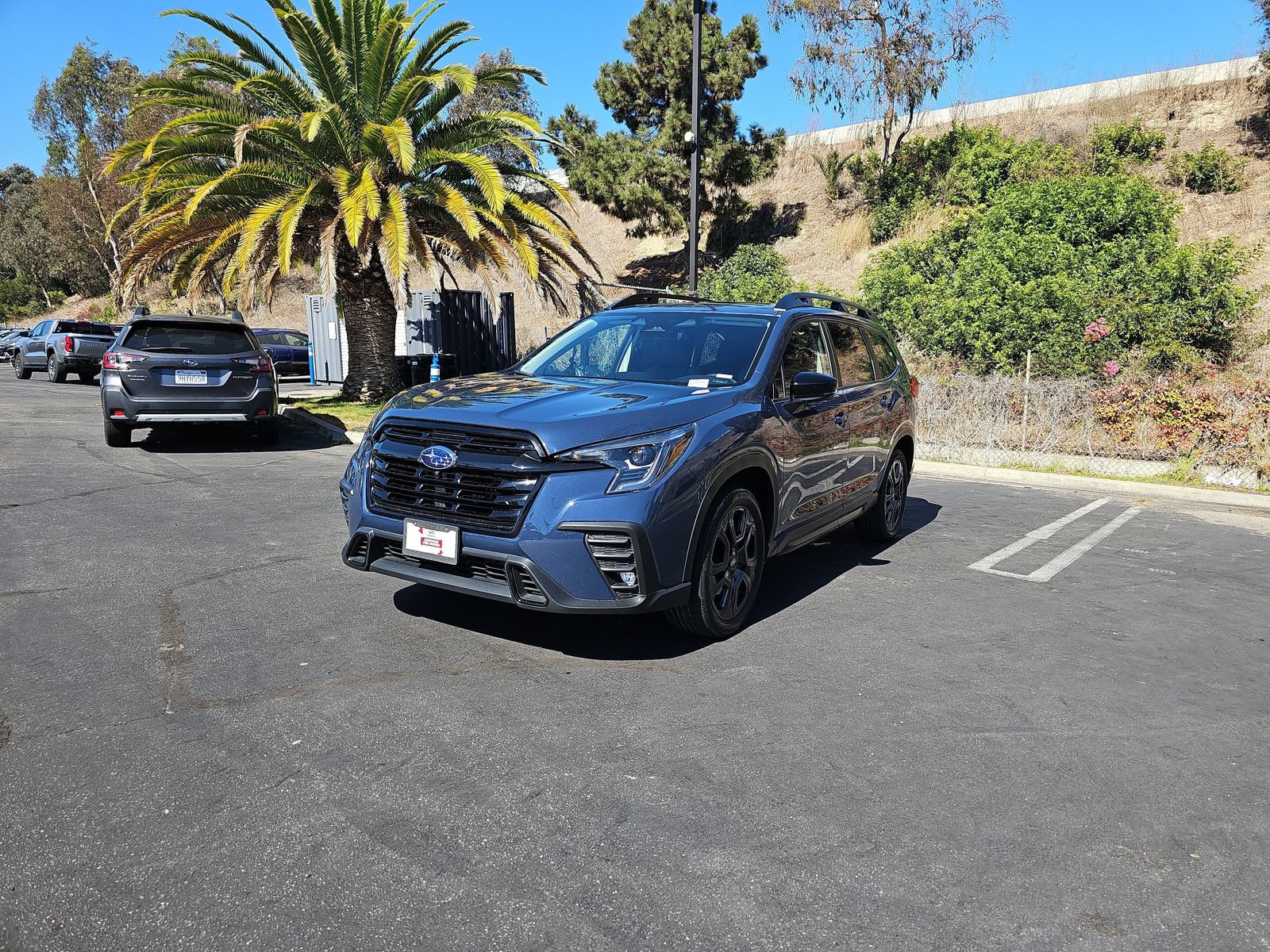 Used 2024 Subaru Ascent Onyx Edition Limited AWD/4WD image 3