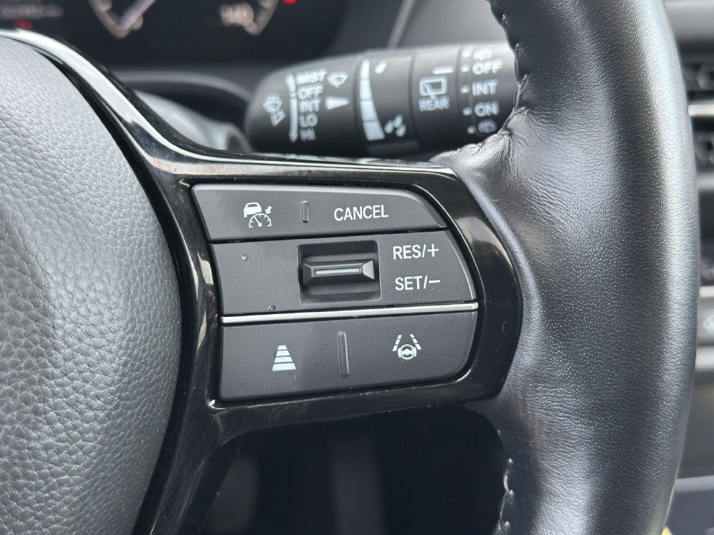 Certified 2025 Honda HR-V EX-L image 19