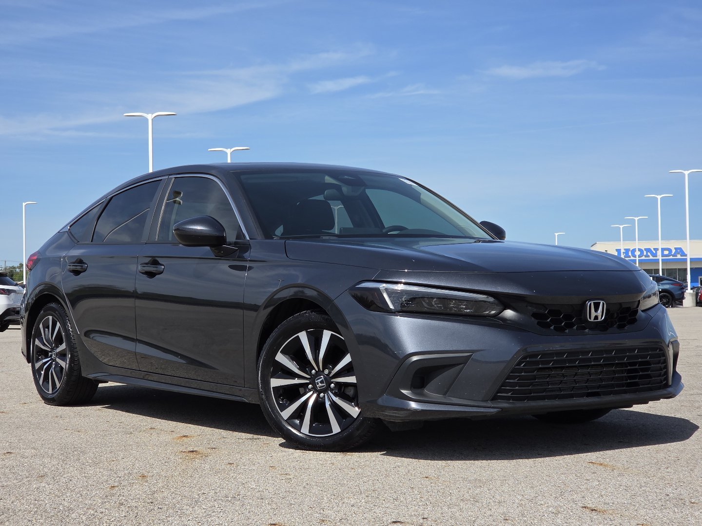 Used 2024 Honda Civic EX-L image 2
